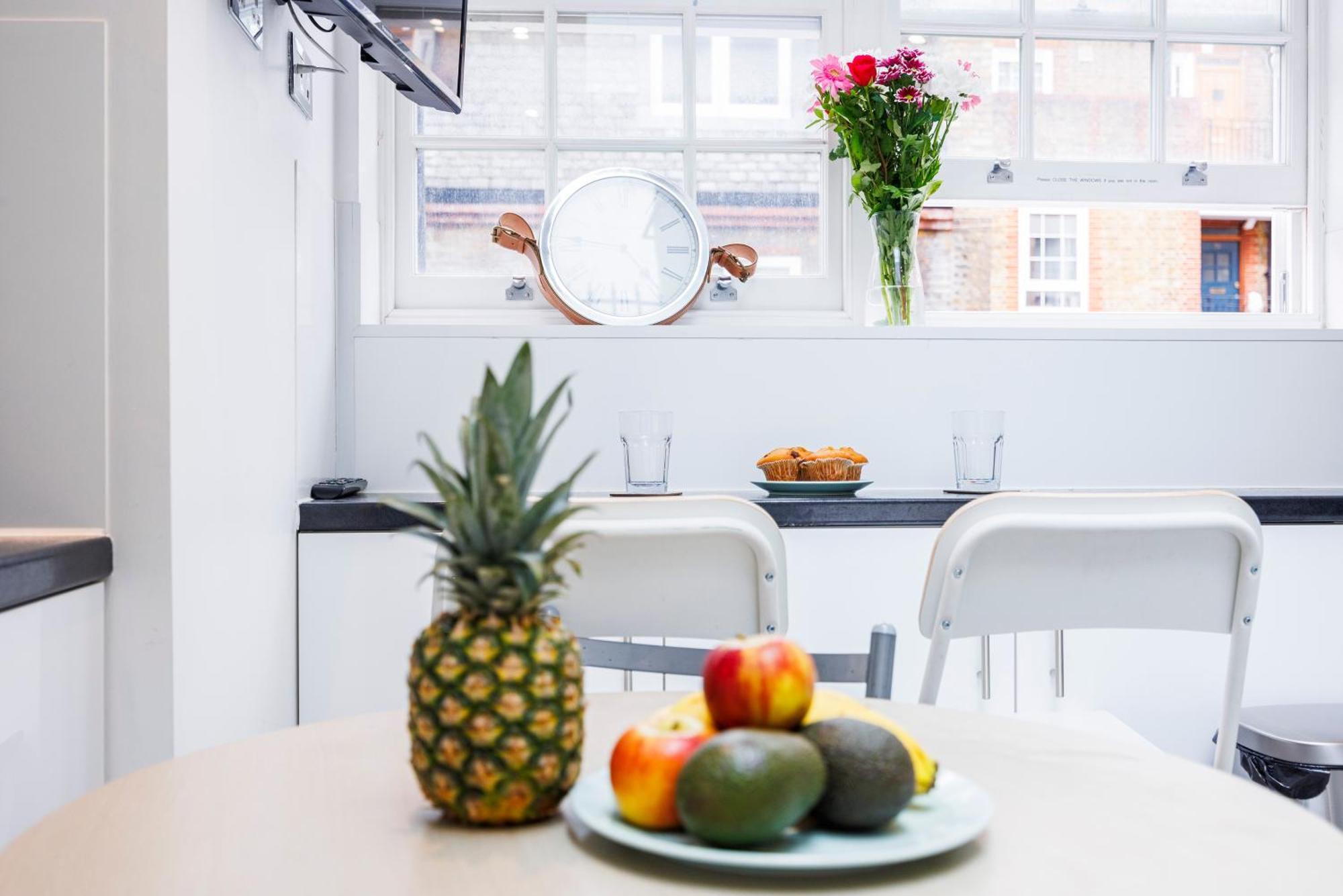 City Vibes Stay Near Spitalfields Market ลอนดอน ภายนอก รูปภาพ