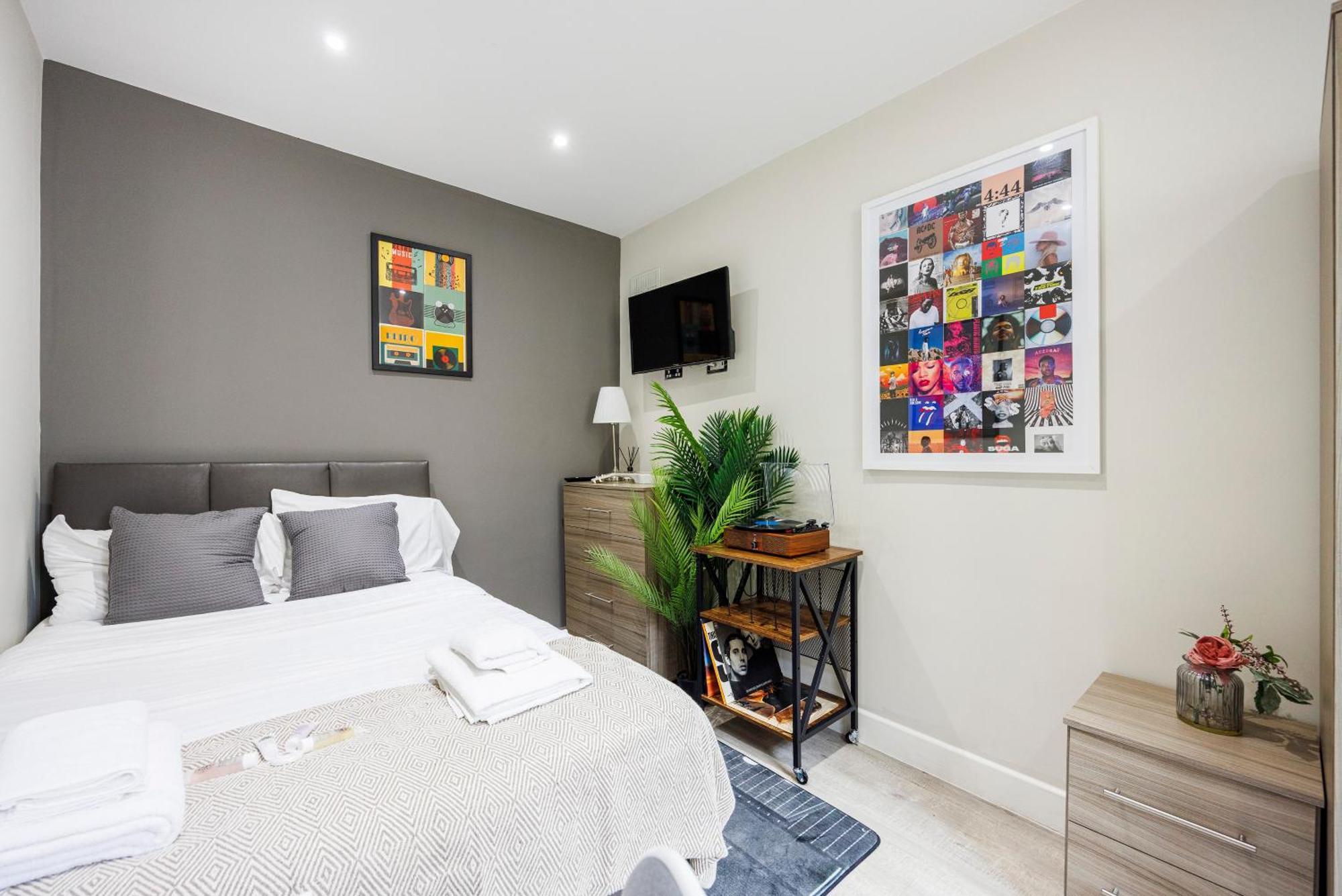 City Vibes Stay Near Spitalfields Market ลอนดอน ภายนอก รูปภาพ